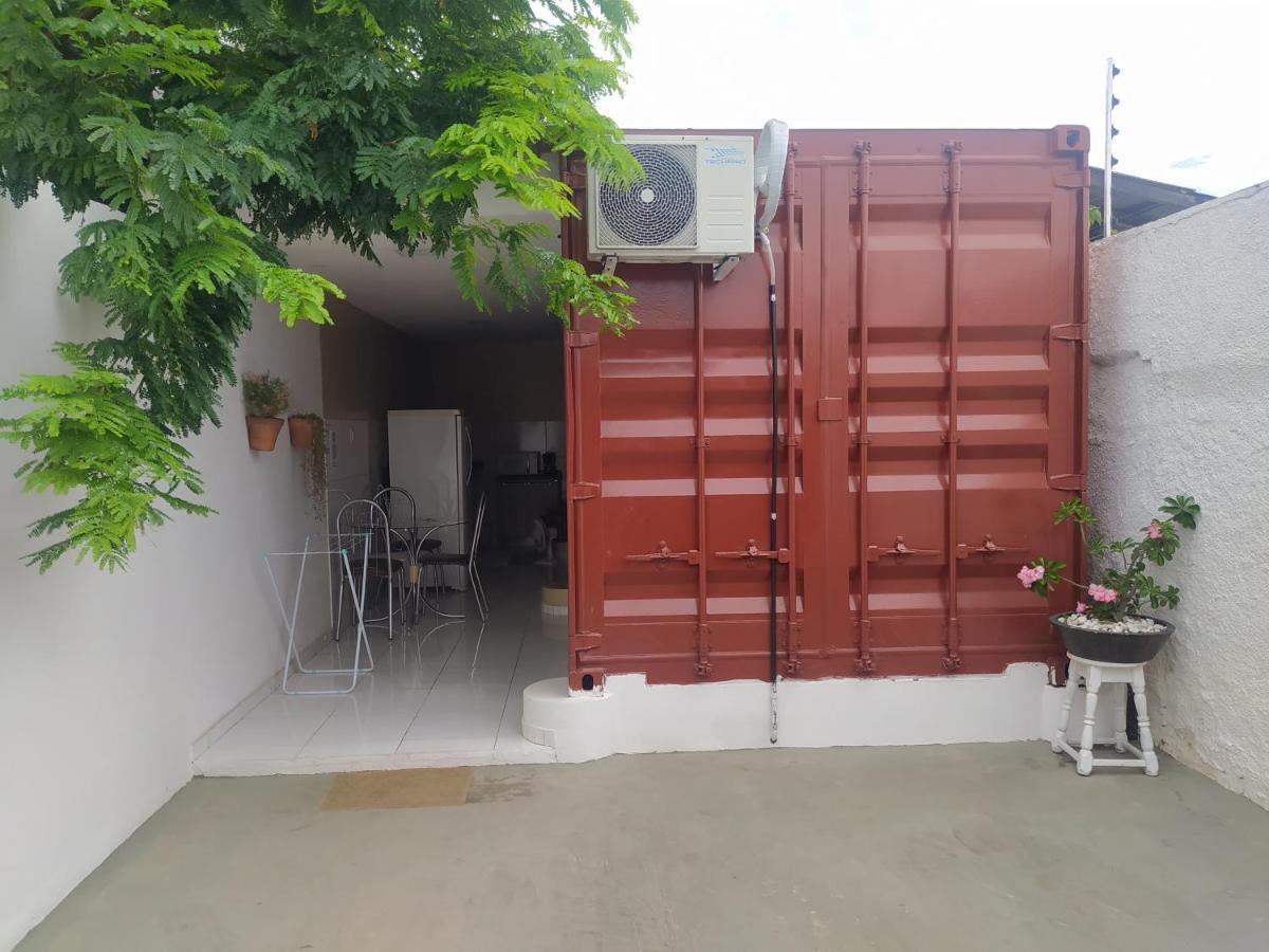 Container Lb Com Garagem Para Carros De Ate 4,5M 博阿维斯塔 外观 照片